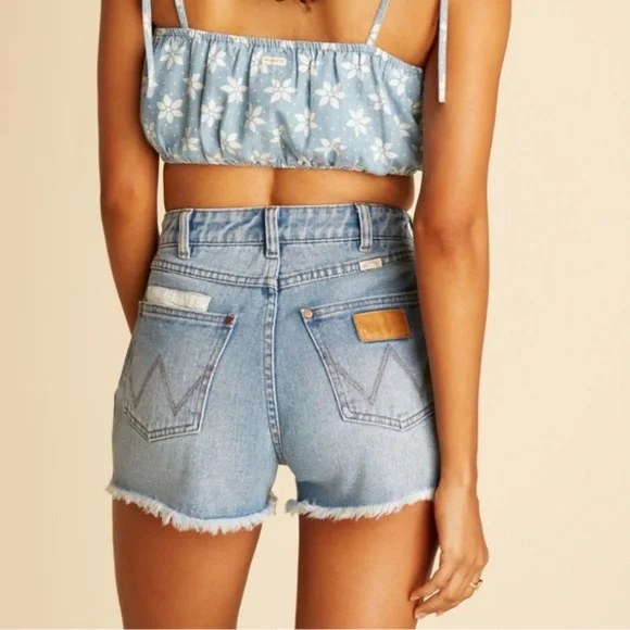 Wrangler & Billabong collaboration patchwork denim Jean Shorts with High Waist.